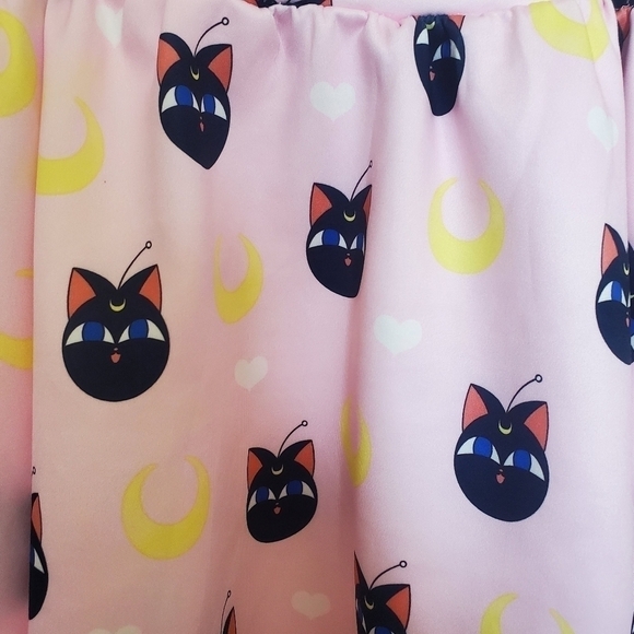 HOT TOPIC SAILOR MOON LUNA & MOONS PINK SUSPENDERS SKIRT IRIDESCENT WOMENS  (XL) - Picture 9 of 15